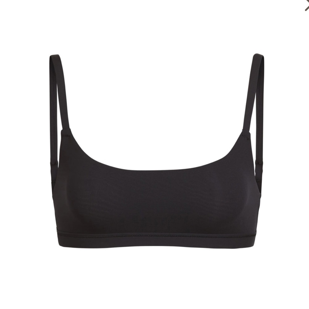SKIMS Fits Everybody Scoop Neck Bra NWT